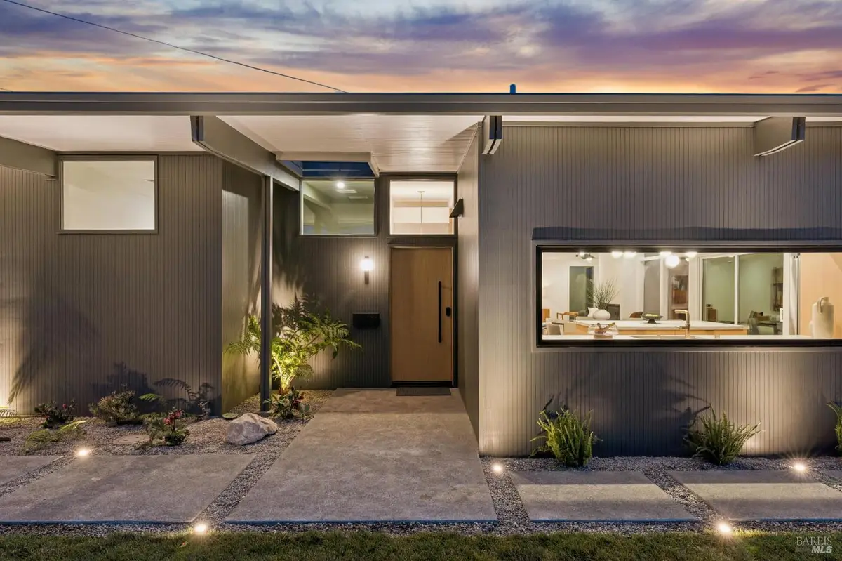 319 Holly Drive, San Rafael, CA 94903 - Image #1