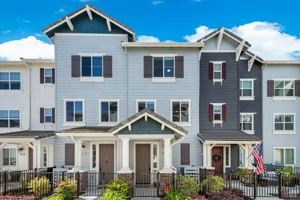 339 Pear Tree Terrace #C, Napa, CA 94558