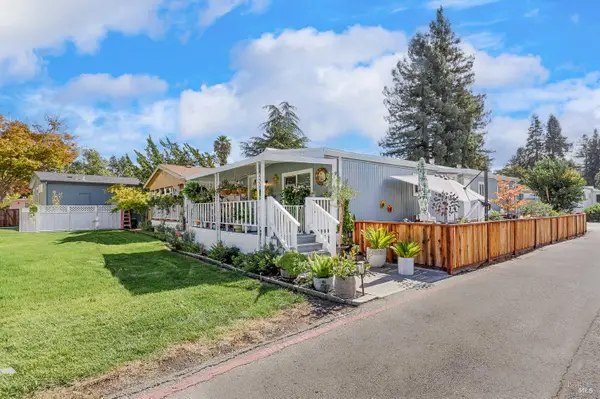 211 Apple Lane, Rohnert Park, CA 94928