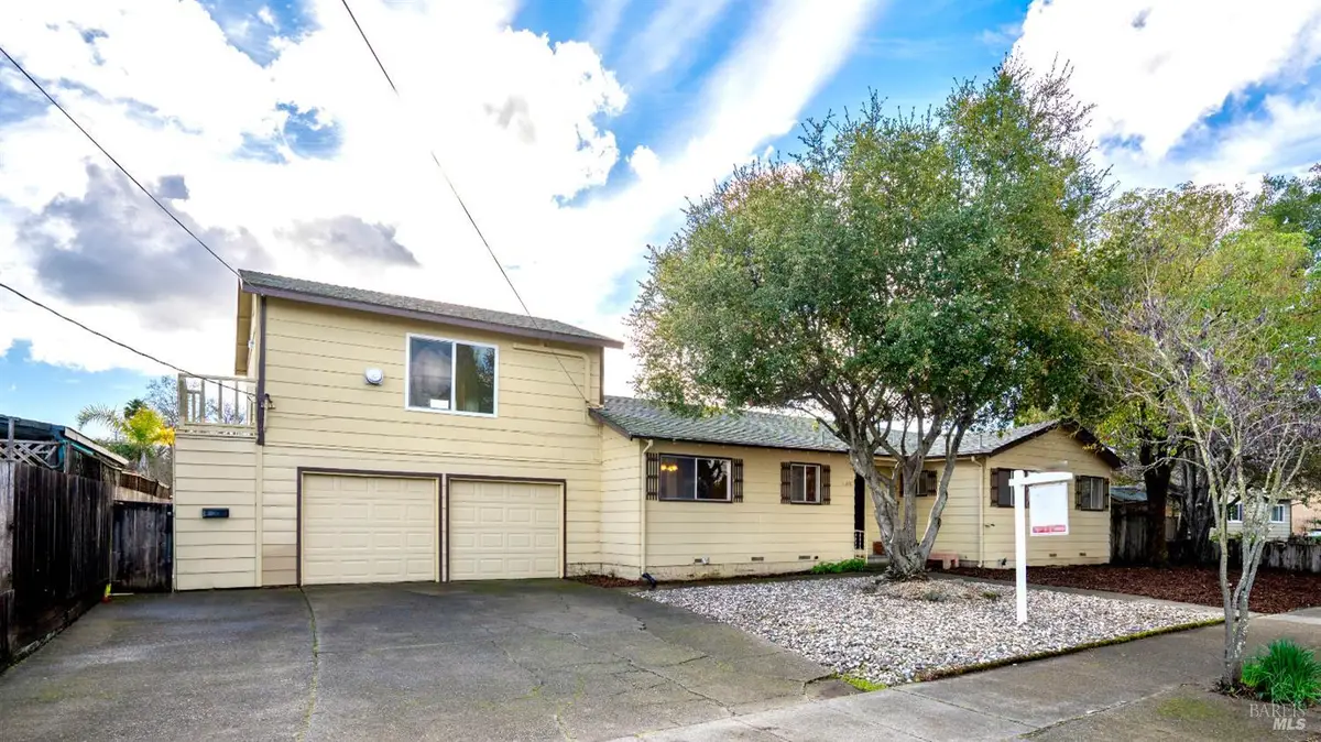 1680 Russell Avenue, Santa Rosa, CA 95403 - Image #1