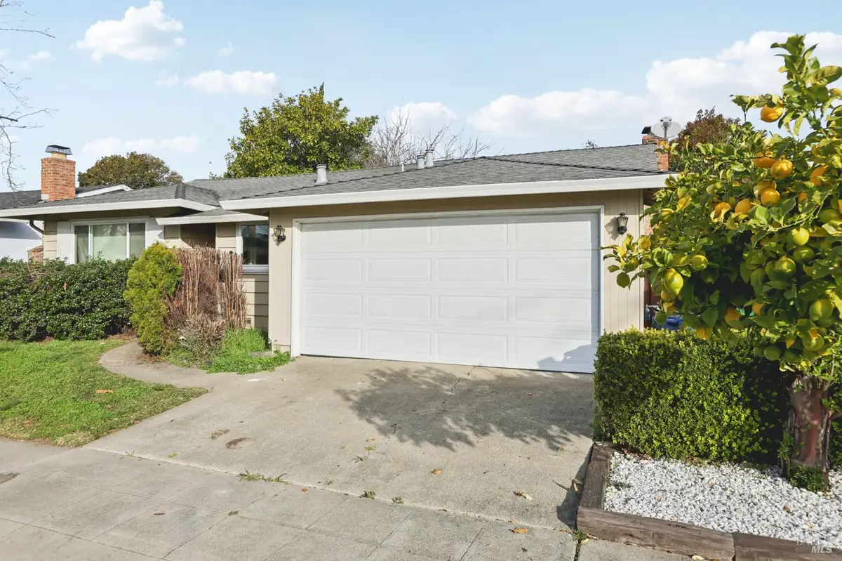 1023 Avondale Lane, Hayward, CA 94545 - Image #1