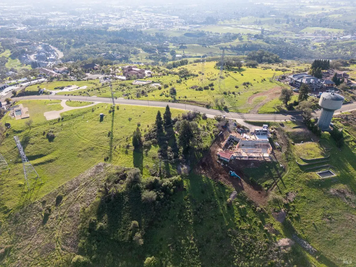 3870 Skyfarm Drive, Santa Rosa, CA 95403 - Image #1