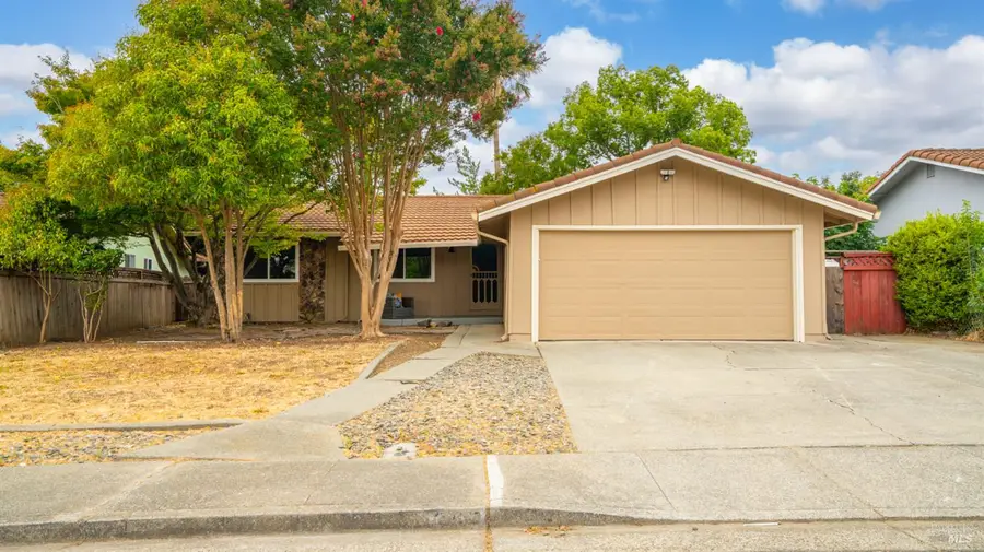 257 Holly Drive, Fairfield, CA 94533 - Image #2
