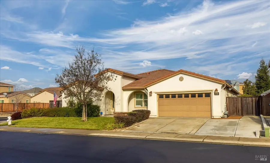 2036 Newcastle Drive, Vacaville, CA 95687 - Image #2