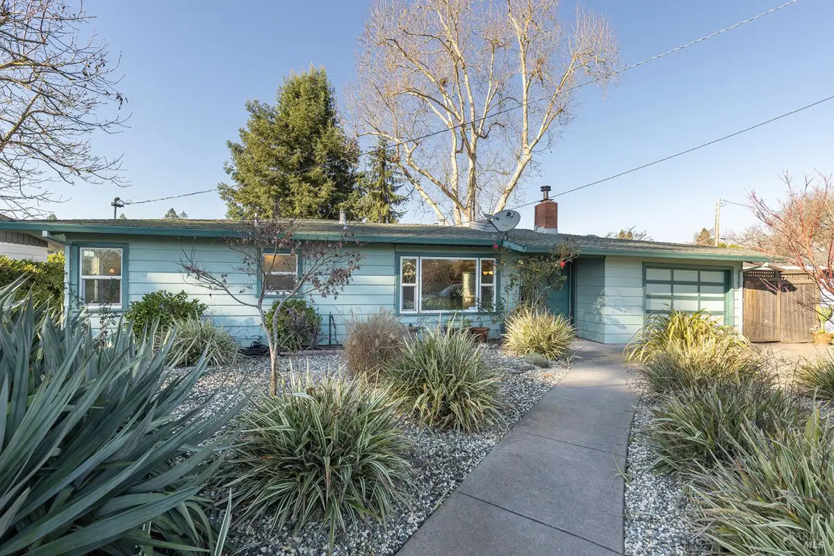 1225 Matanzas Way, Santa Rosa, CA 95405 - Image #1