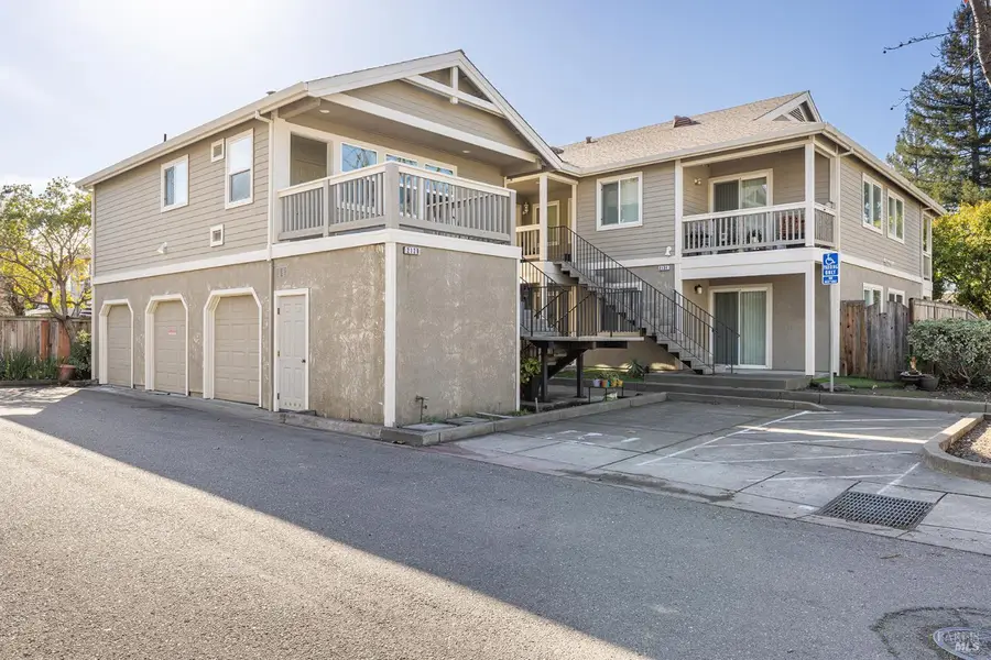 2131 Naomi Place, Santa Rosa, CA 95403 - Image #3