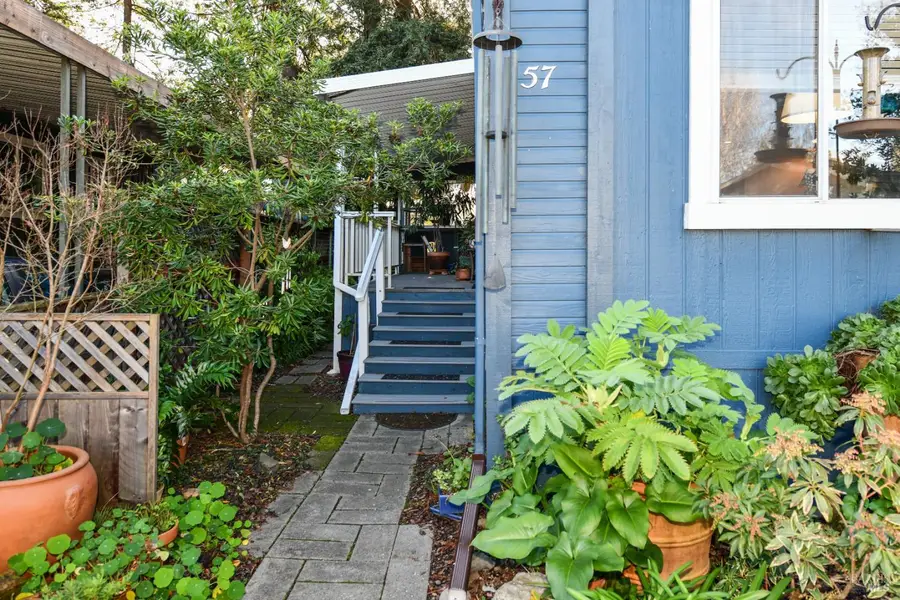 57 W Napa Drive, Petaluma, CA 94954 - Image #2