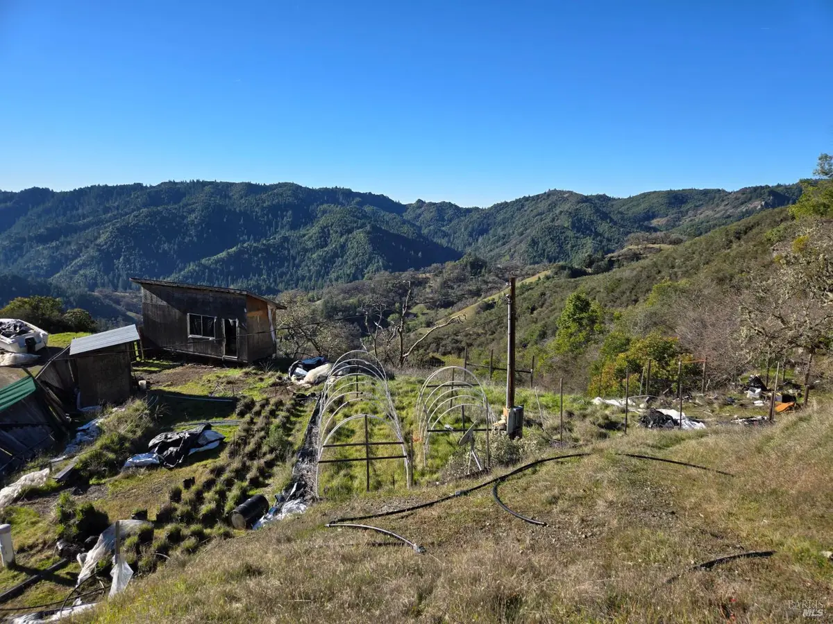 16191 Ridgeview Road, Willits, CA 95490 - Image #1