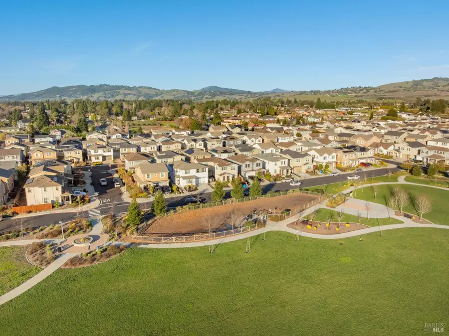 1630 Winterberry Lane, Rohnert Park, CA 94928 - Image #3