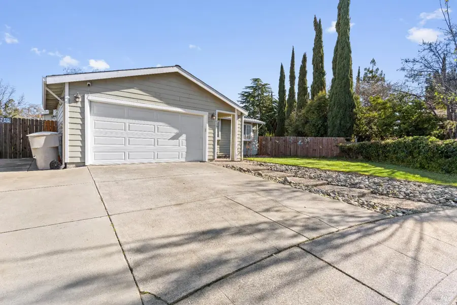 230 James Court, Vacaville, CA 95687 - Image #3