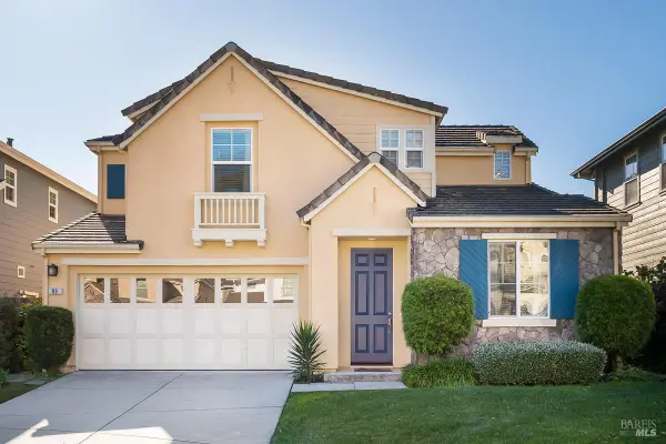 89 Hollyleaf Way, Novato, CA 94949