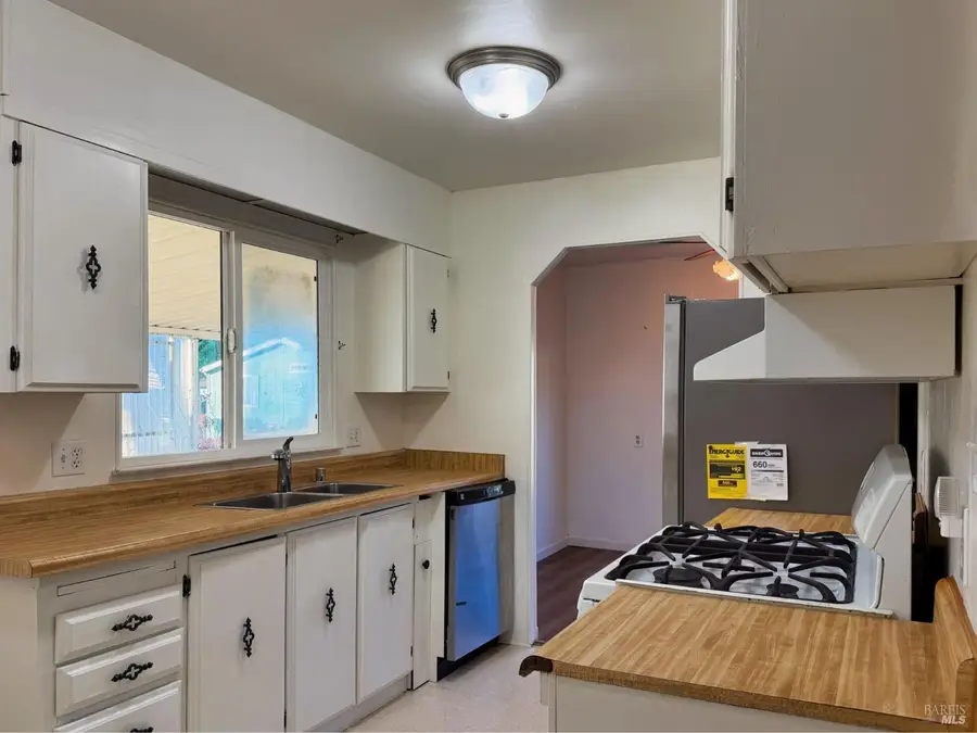 10755 Mobile Village Way, Willits, CA 95490 - Image #3