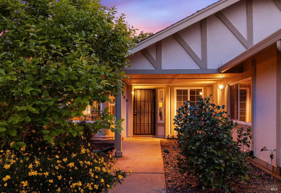 340 Kendrick Lane, Vacaville, CA 95687 - Image #3
