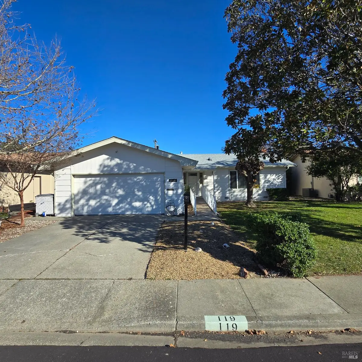 119 Carlsbad Circle, Vacaville, CA 95687 - Image #1