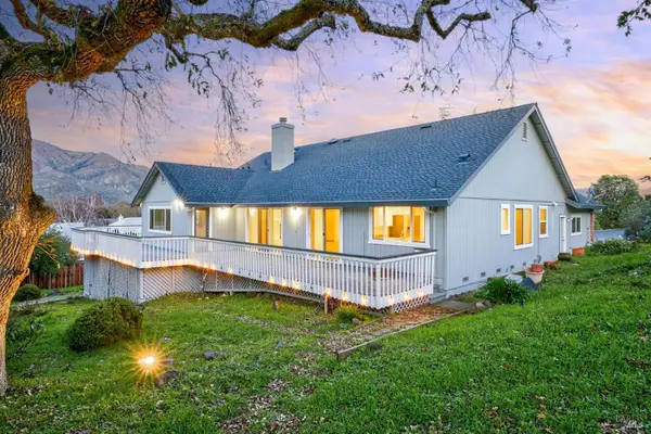 405 Crestridge Place, Santa Rosa, CA 95405