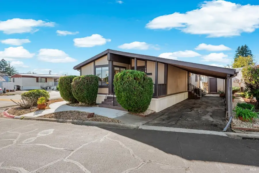 76 Lemon Tree Circle, Vacaville, CA 95687 - Image #2