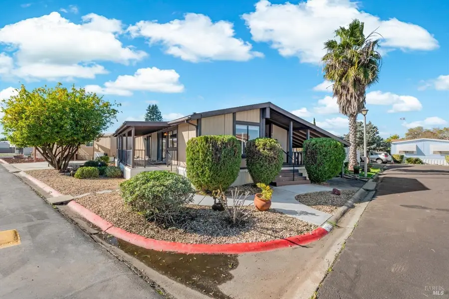 76 Lemon Tree Circle, Vacaville, CA 95687 - Image #3