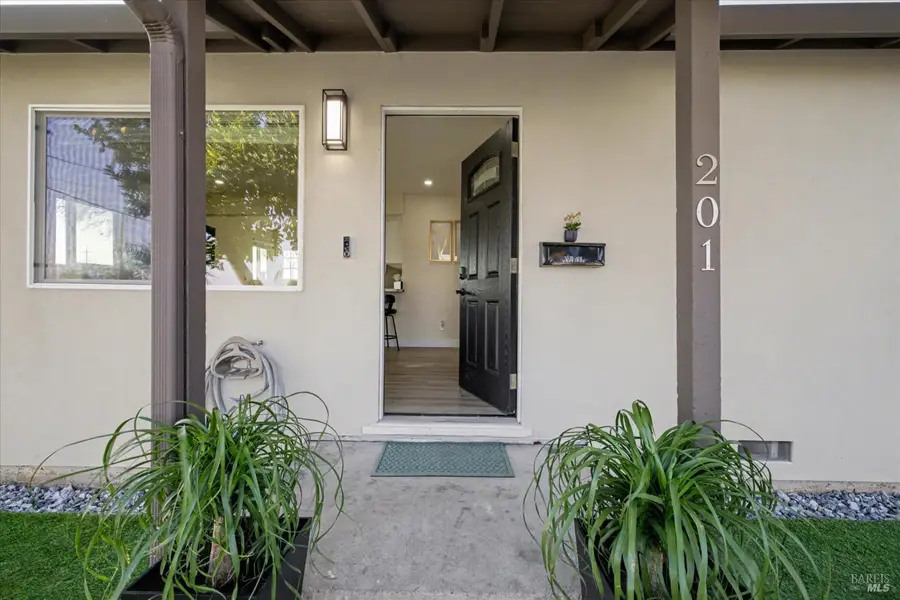 201 Madison Street, Fairfield, CA 94533 - Image #2