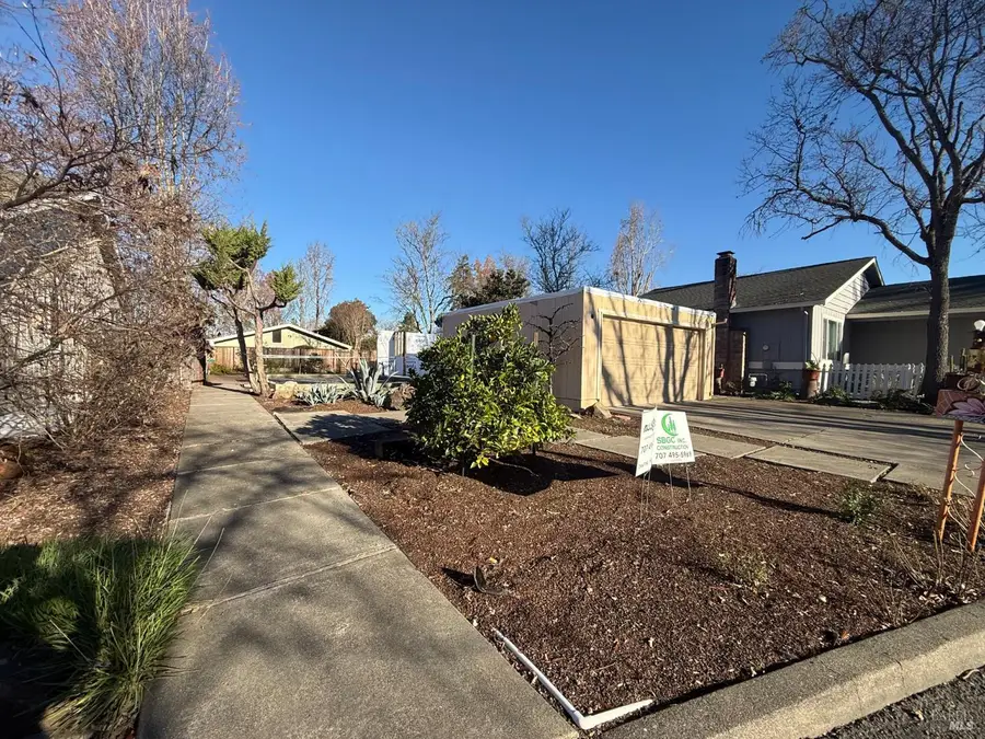 1745 Arroyo Sierra Avenue, Santa Rosa, CA 95405 - Image #2