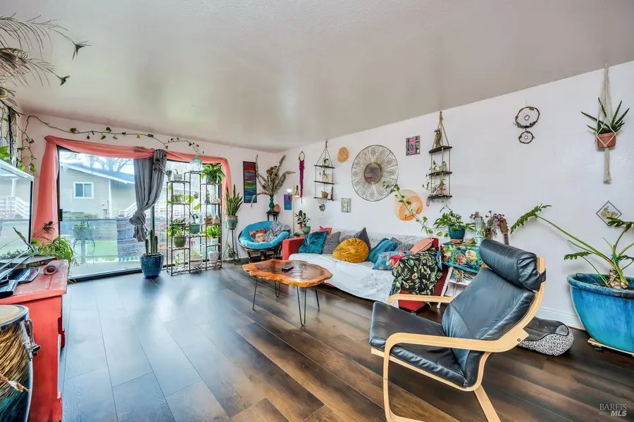 10 Royale Avenue #2, Lakeport, CA 95453 - Image #2