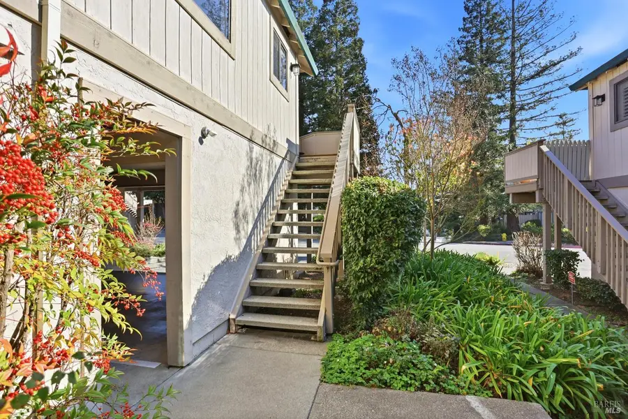 314 Silvio Lane, Novato, CA 94947 - Image #2