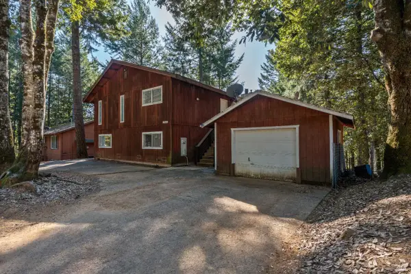 27214 Bear Drive, Willits, CA 95490
