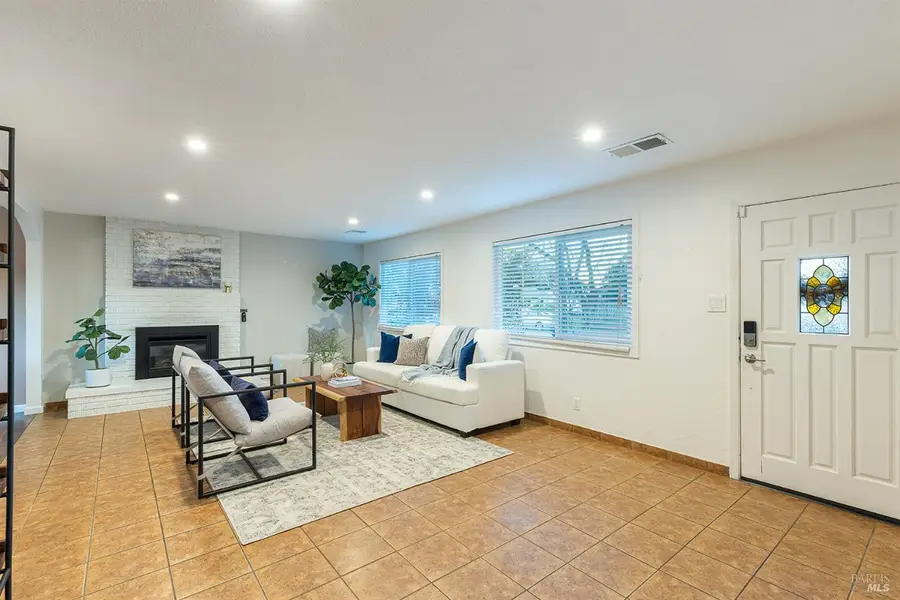 111 S Franklin Street, Napa, CA 94559 - Image #3