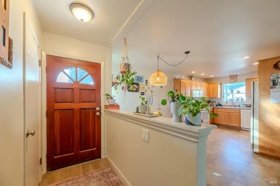 822 Jack London Drive, Santa Rosa, CA 95409 - Image #2