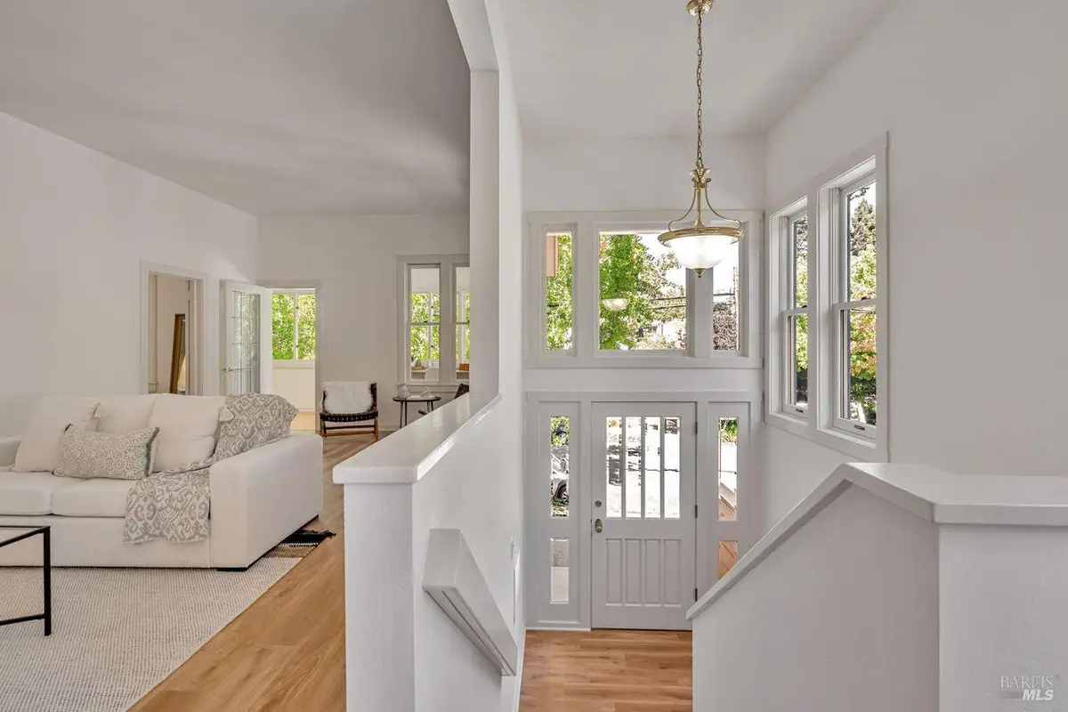 105 Bayview Street, San Rafael, CA 94901 - Image #1