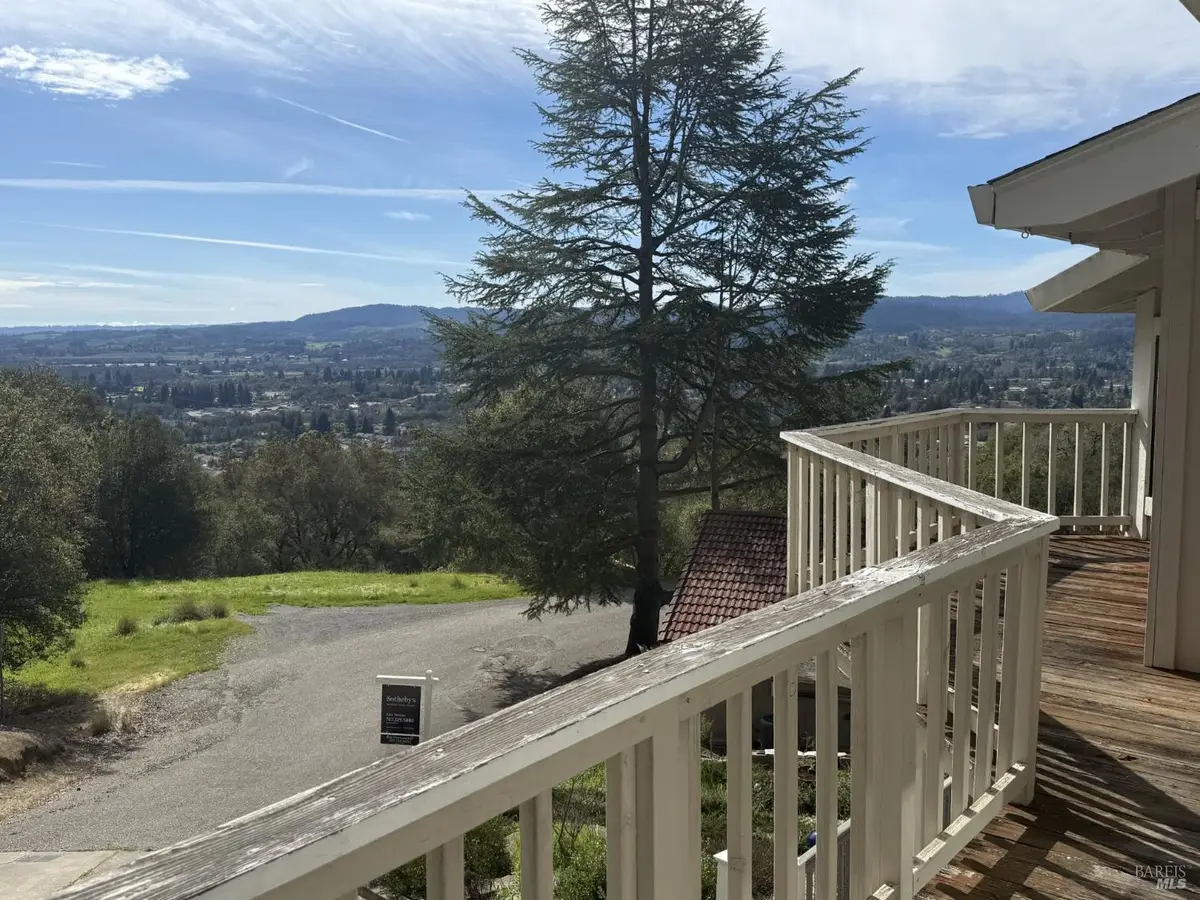 936 Valley View Drive, Healdsburg, CA 95448 - #1