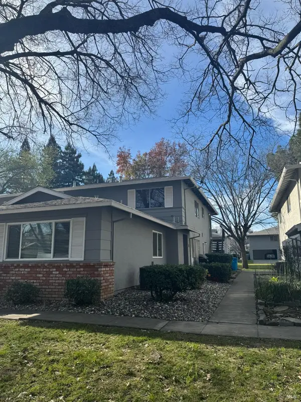 125 Del Rio Court #4, Vacaville, CA 95687