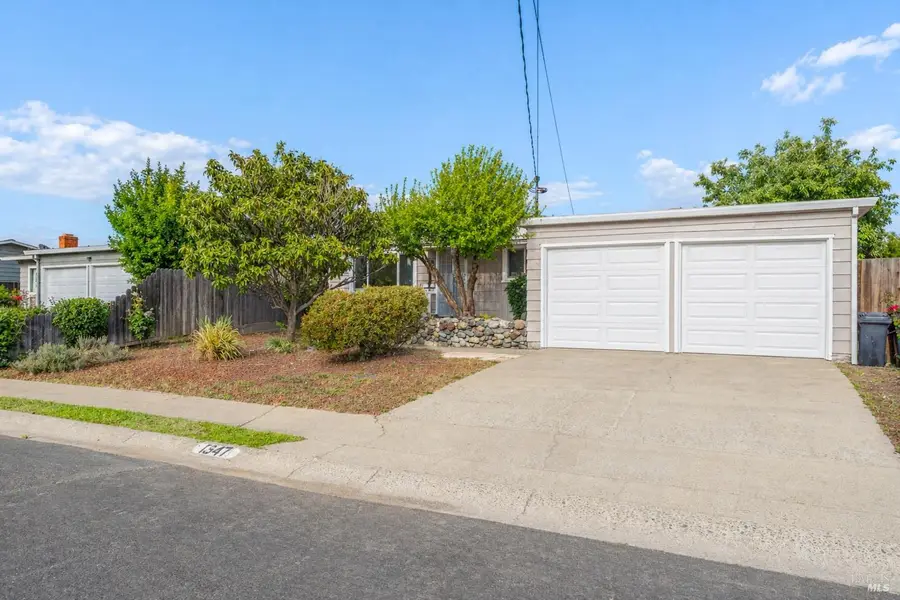 1347 Rose Avenue, Ukiah, CA 95482 - #3