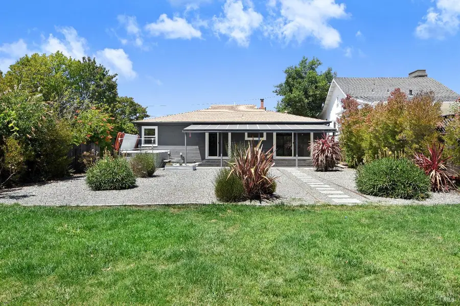 377 W Spain Street, Sonoma, CA 95476 - Image #2