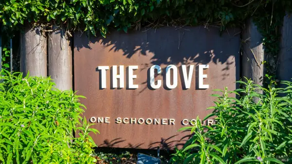 34 Schooner Court, Richmond, CA 94804