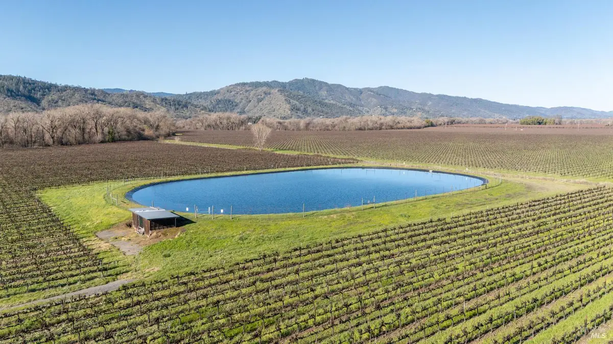 4900 Old River Road, Ukiah, CA 95482 - Image #1