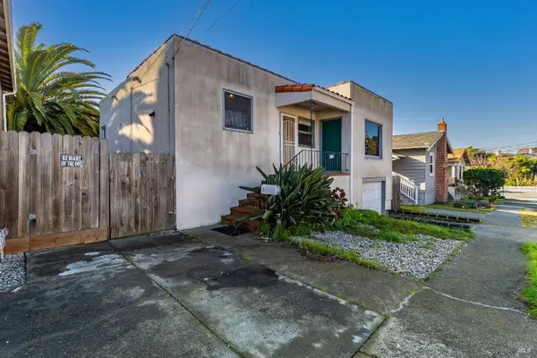 215 4th Street, Rodeo, CA 94572