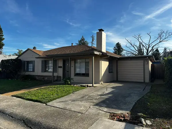 23 Glenwood Drive, Napa, CA 94559
