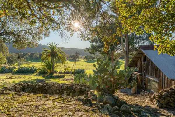 5100 Lovall Valley Road, Sonoma, CA 95476