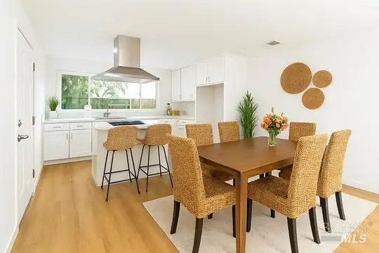 6041 Evelyn Avenue, Rohnert Park, CA 94928 - Image #3