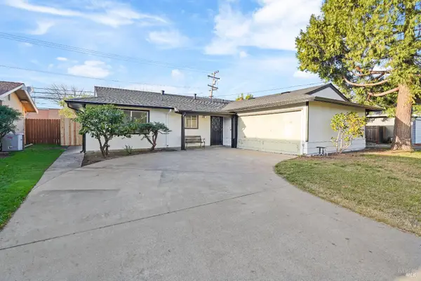 154 Rainier Circle, Vacaville, CA 95687