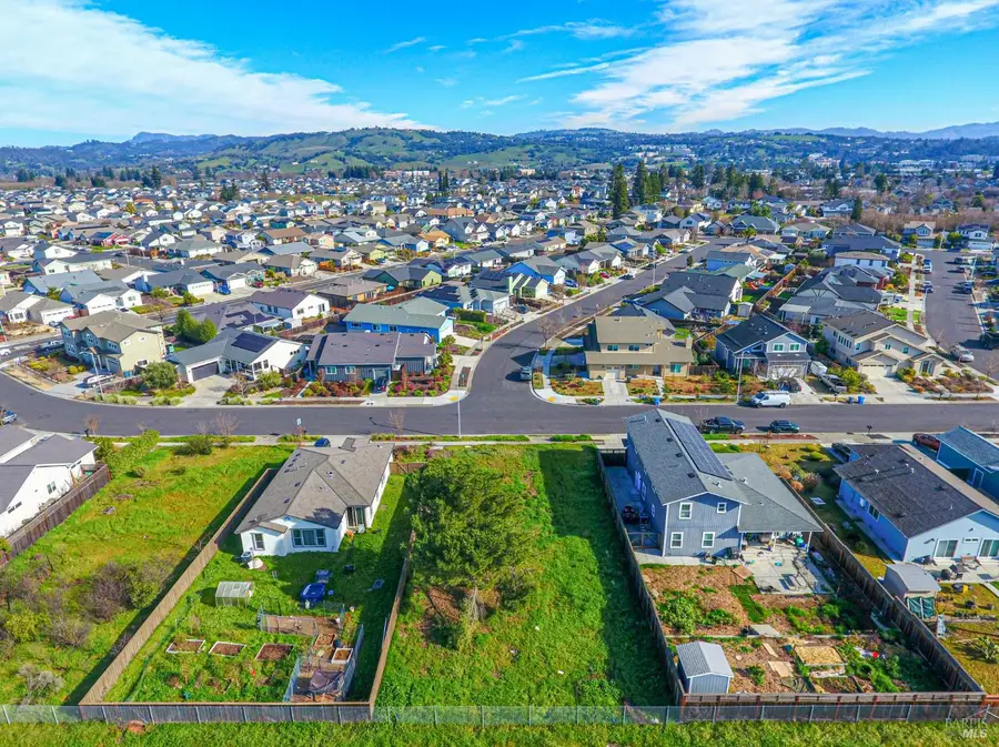 3477 Santiago Drive, Santa Rosa, CA 95403 - Image #2