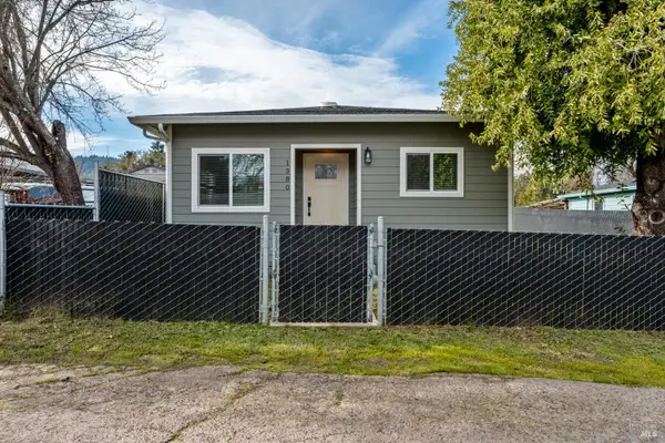 21552 Eva Clair Street, Willits, CA 95490