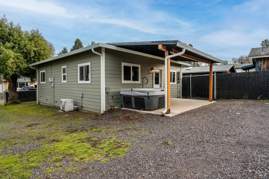 21552 Eva Clair Street, Willits, CA 95490 - Image #2