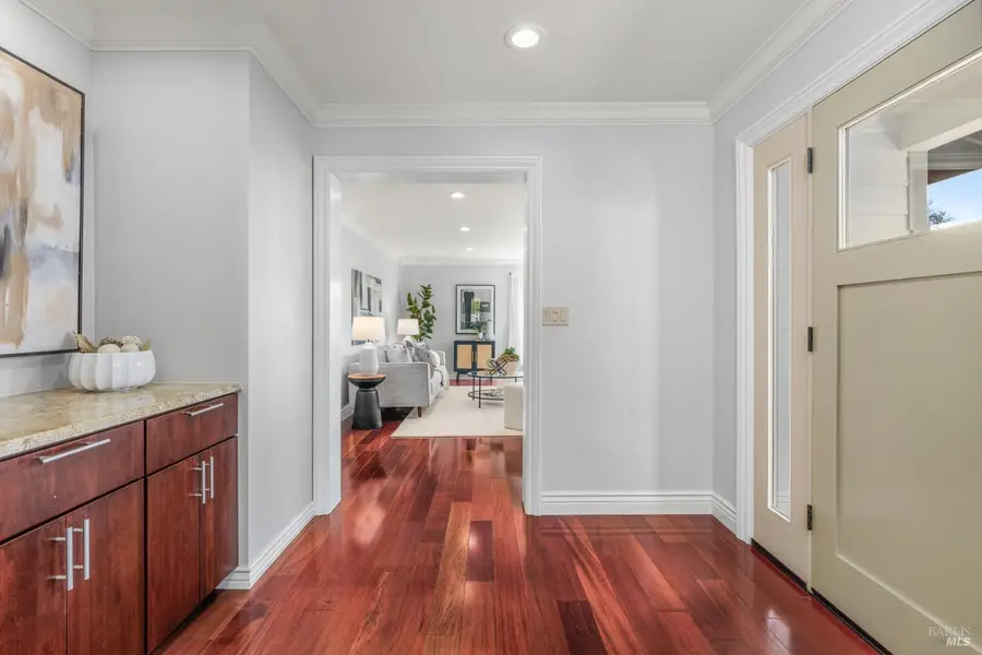 16 Washington Avenue, San Rafael, CA 94903 - #3