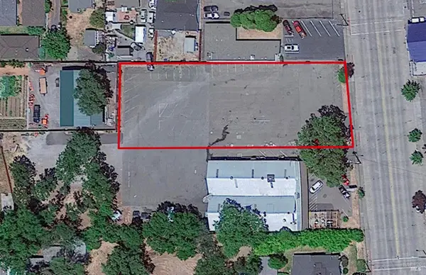 744 N State Street, Ukiah, CA 95482