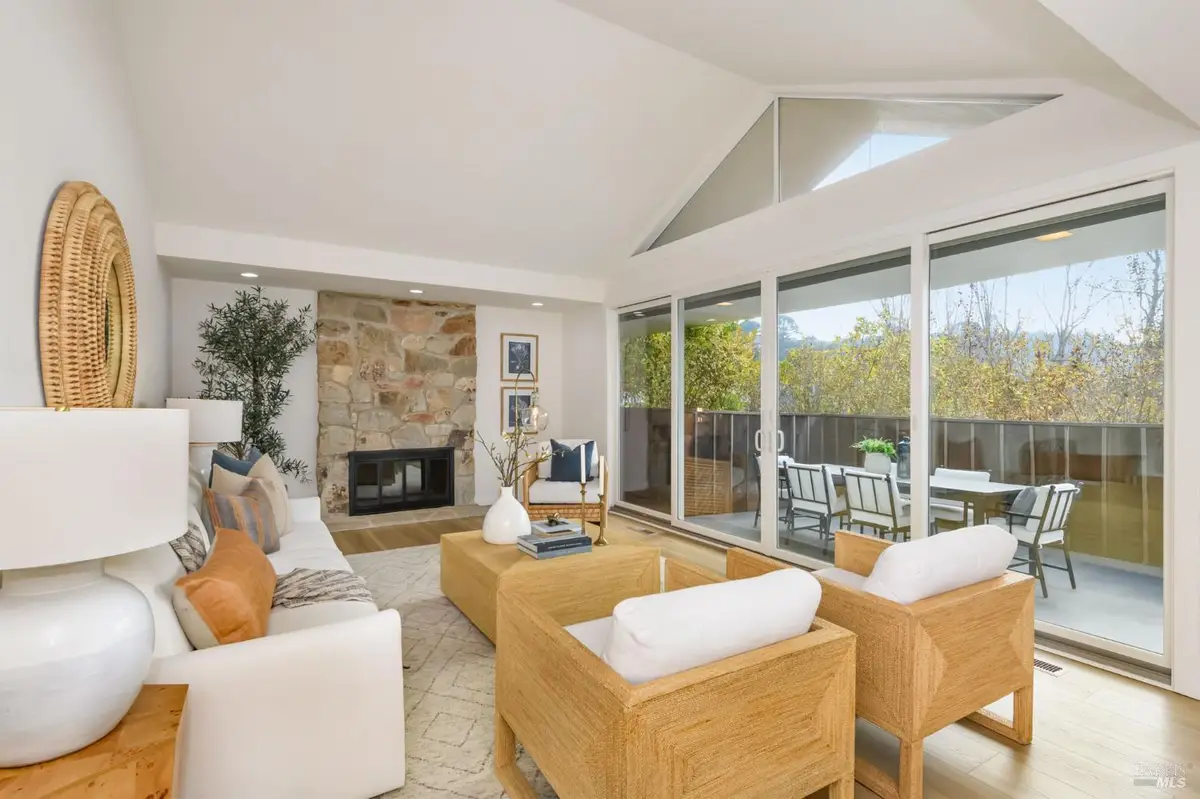 94 Biscayne Drive, San Rafael, CA 94901 - Image #1