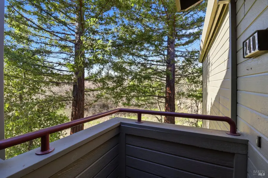 240 Seagull Row, Novato, CA 94945 - Image #2