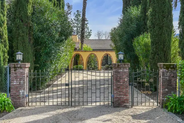 2550 Greenwood Avenue, Calistoga, CA 94515