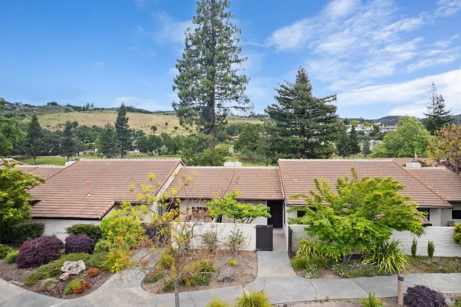 87 Fairways Drive, Napa, CA 94558 - Image #3