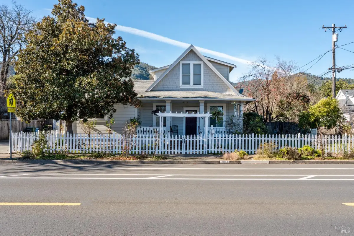 204 S Dora Street, Ukiah, CA 95482 - Image #1